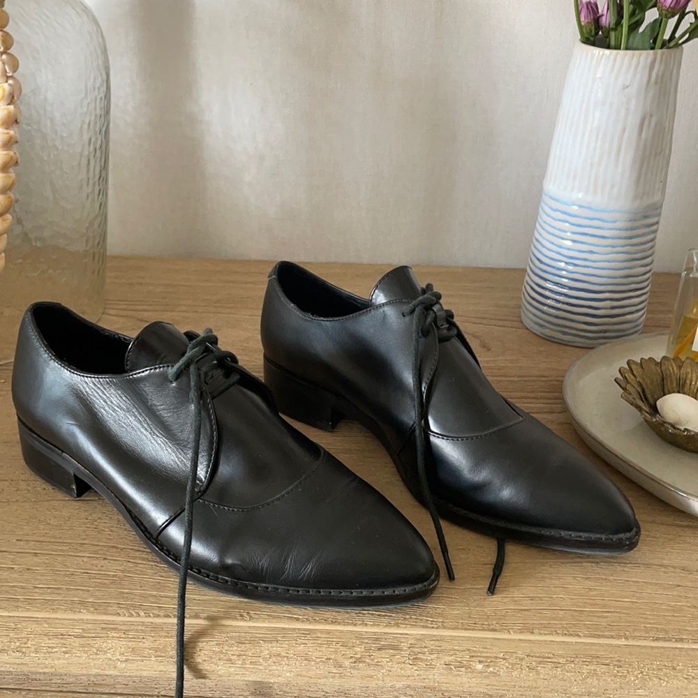 Jeffrey Campbell black Oxford black shoe